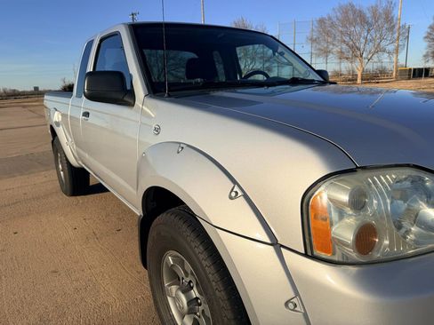 Used 2004 Nissan Frontier XE Desert Runner w/ (VTP) Value Truck Pkg image 23