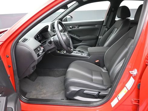 Used 2023 Honda Civic Sport image 11