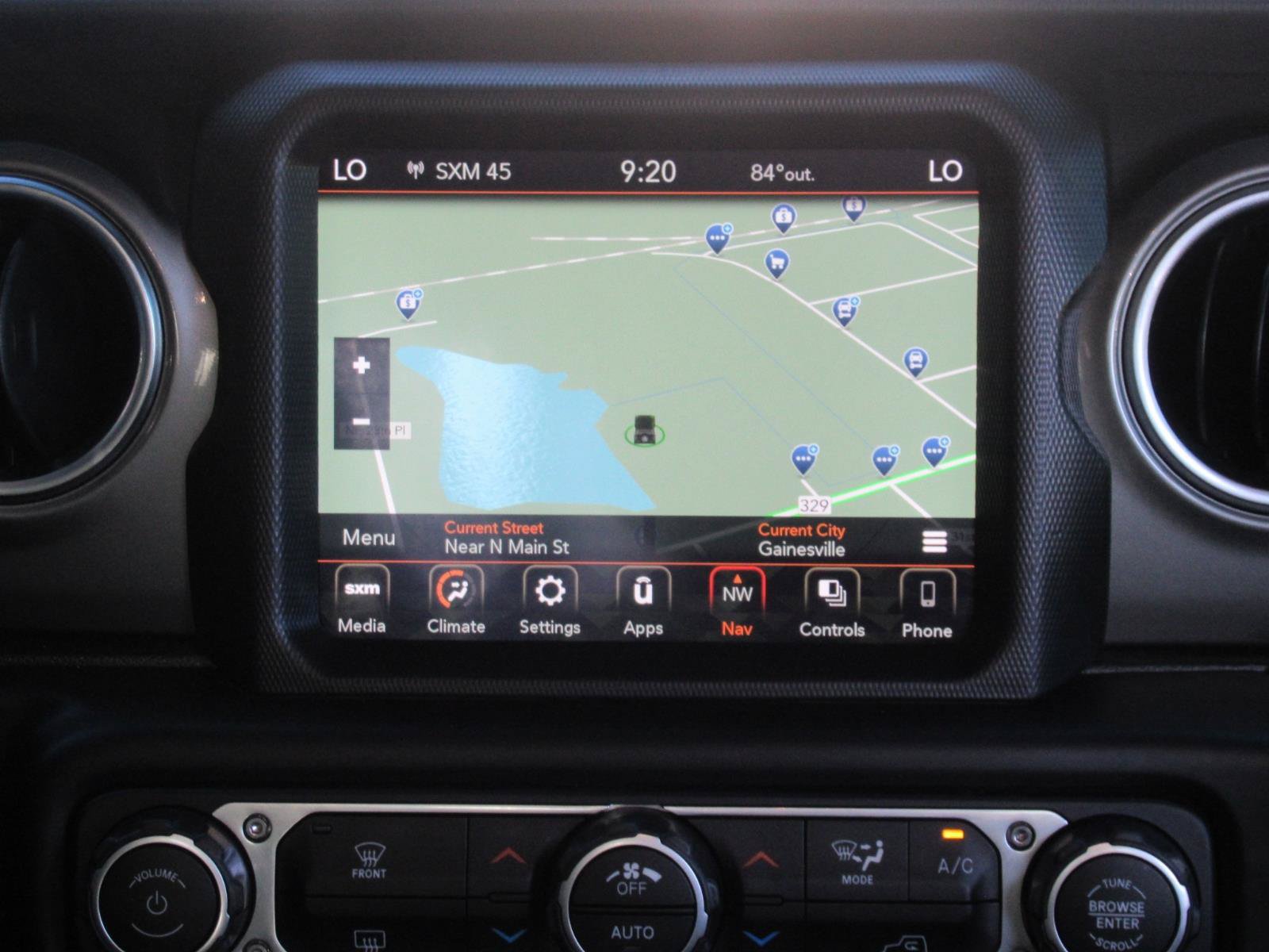 Used 2023 Jeep Gladiator Overland AWD/4WD image 14