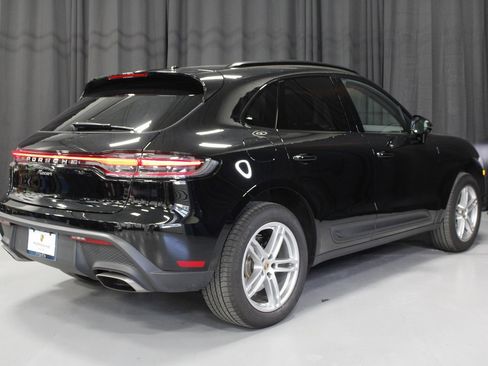 Used 2025 Porsche Macan image 7