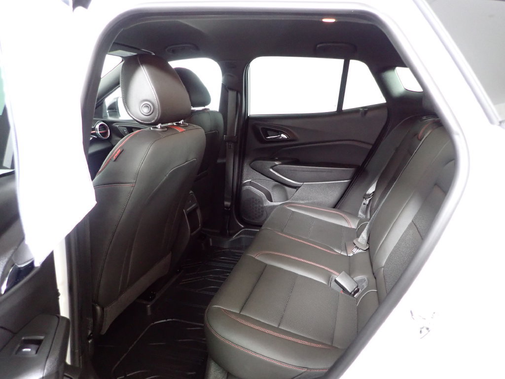 Used 2026 Chevrolet Trax RS w/ Driver Confidence Package FWD image 30