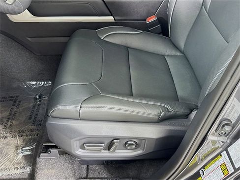 New 2026 Toyota Tundra Limited image 18