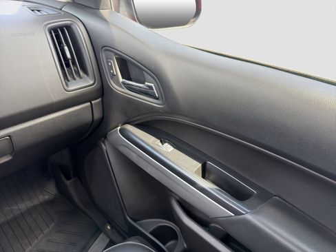 Used 2019 Chevrolet Colorado ZR2 AWD/4WD image 26