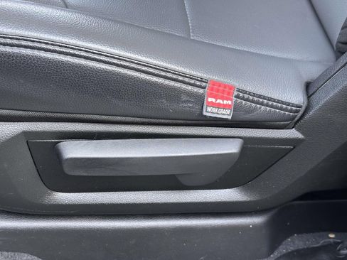 Used 2025 RAM 2500 Tradesman AWD/4WD image 13