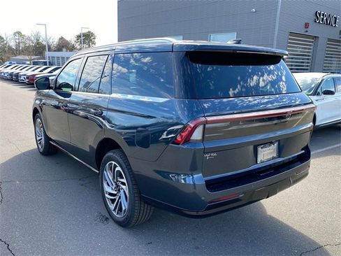 New 2026 Lincoln Navigator Reserve image 28