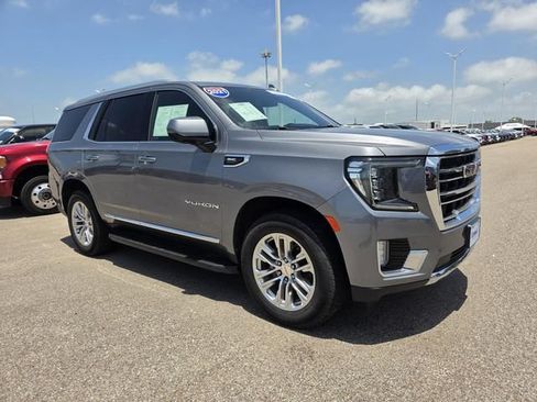 Used 2021 GMC Yukon SLT w/ SLT Luxury Package RWD image 11