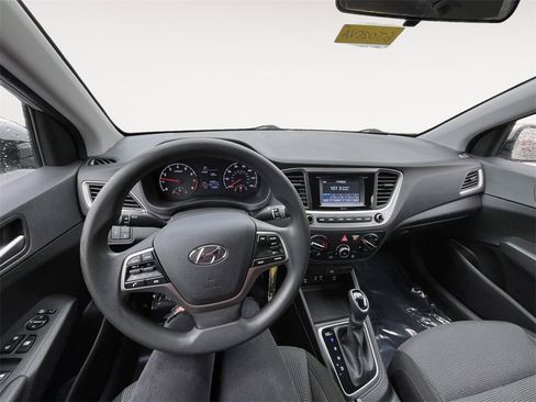 Used 2018 Hyundai Accent SE image 10