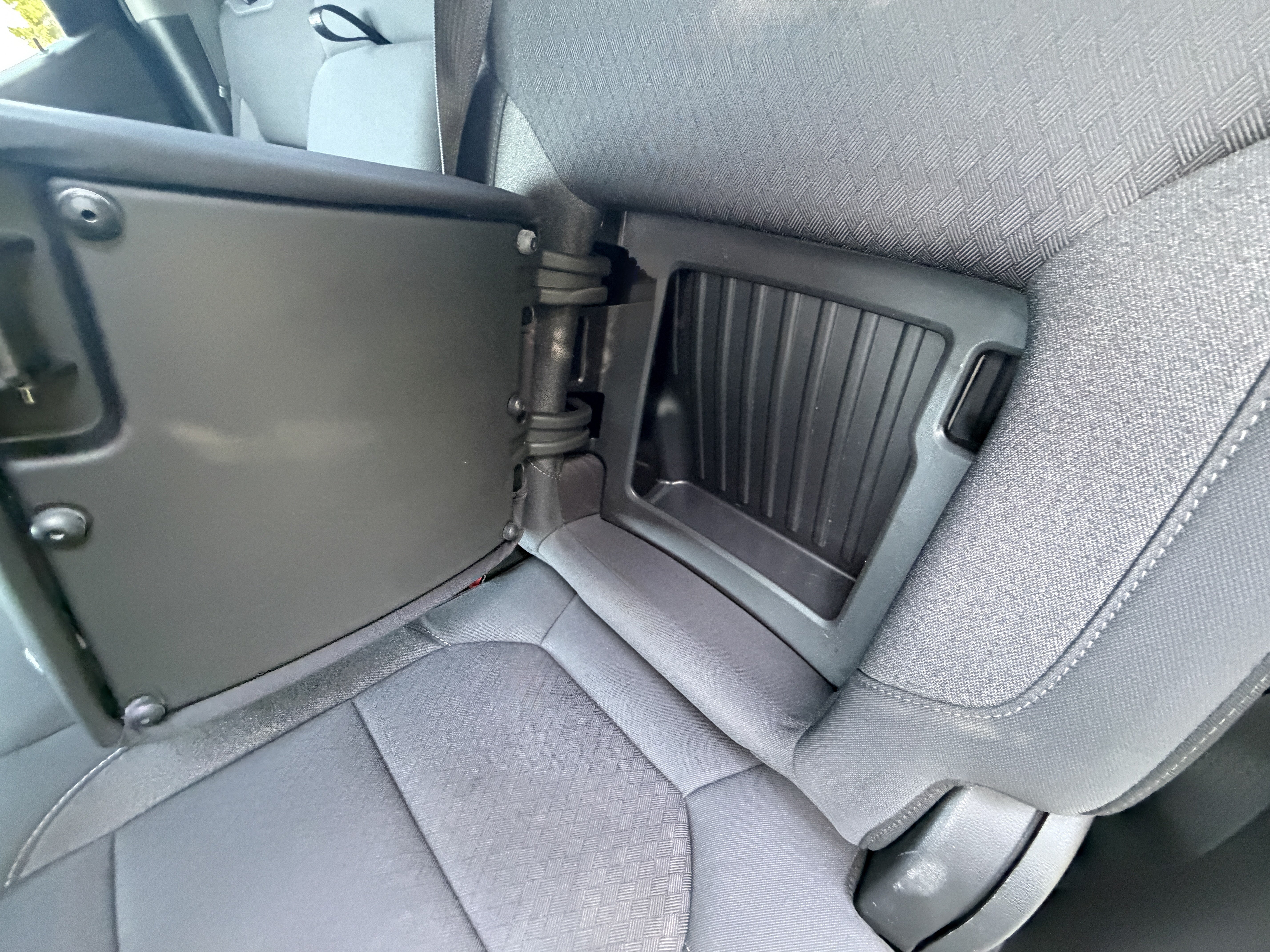 Used 2021 Chevrolet Silverado 1500 RST AWD/4WD image 16