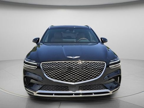 Used 2023 Genesis GV70 2.5T w/ Advanced Package AWD/4WD image 4