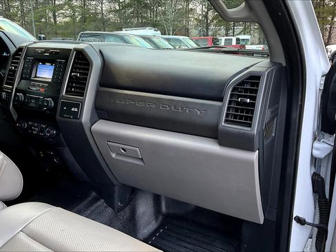 Used 2020 Ford F350 XL w/ Power Equipment Group AWD/4WD image 17