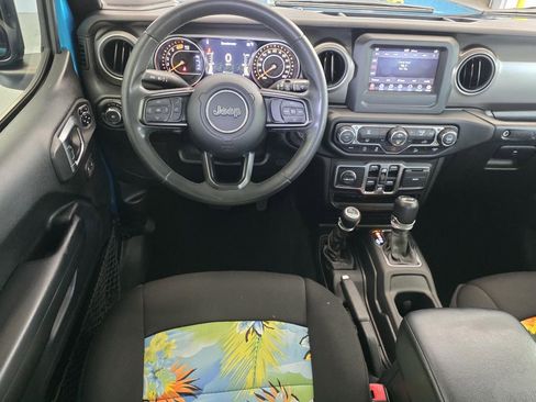 Used 2019 Jeep Wrangler Unlimited Sport S AWD/4WD image 13