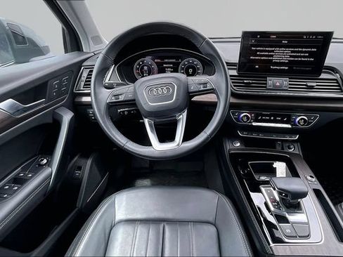 Used 2023 Audi Q5 2.0T Premium Plus w/ Premium Plus Package AWD/4WD image 5