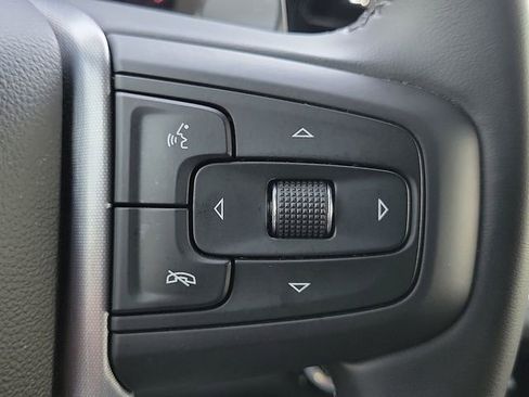 Used 2025 GMC Sierra 1500 SLT AWD/4WD image 24