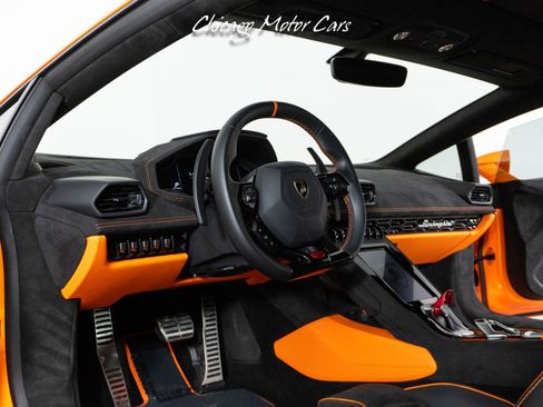 Used 2023 Lamborghini Huracan Tecnica image 22