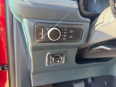 New 2025 Ford Maverick XLT w/ XLT Luxury Package image 25