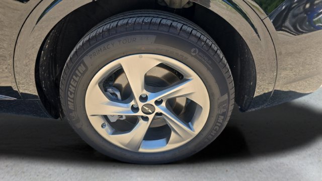 Used 2026 Genesis GV70 2.5T Select AWD/4WD image 30