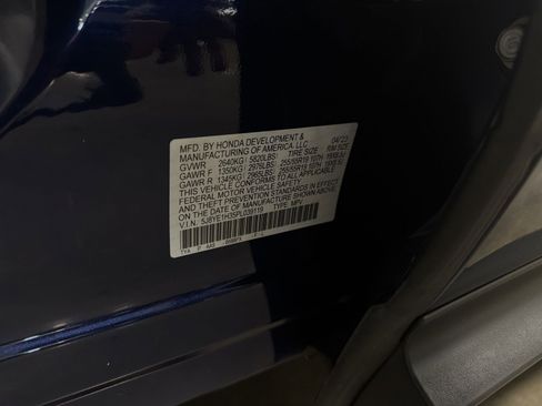 Used 2023 Acura MDX SH-AWD image 27