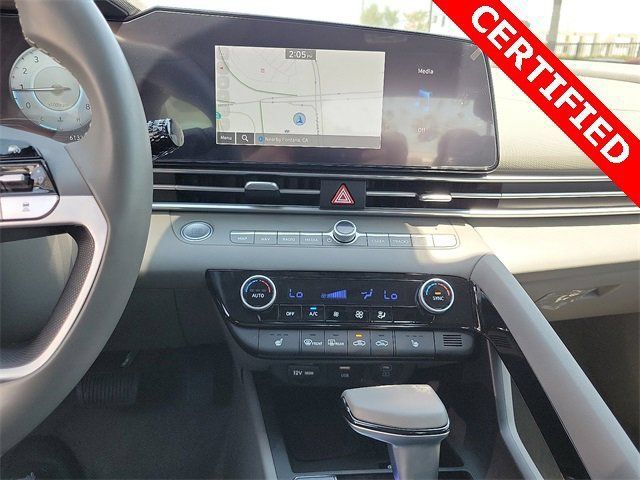 Used 2024 Hyundai Elantra SEL w/ Convenience Package FWD image 11