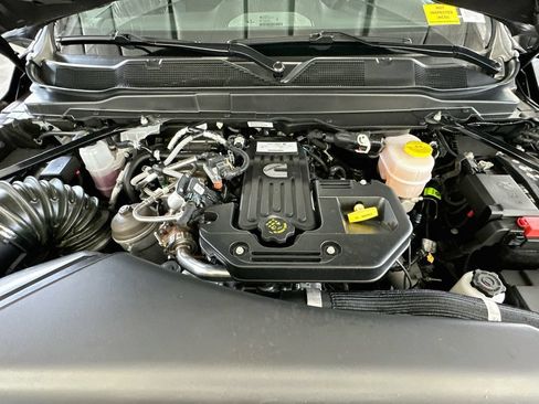 Used 2026 RAM 3500 Laramie AWD/4WD image 33