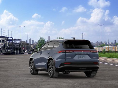 New 2025 Toyota Crown Signia image 32