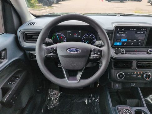 Used 2023 Ford Maverick XL FWD image 15