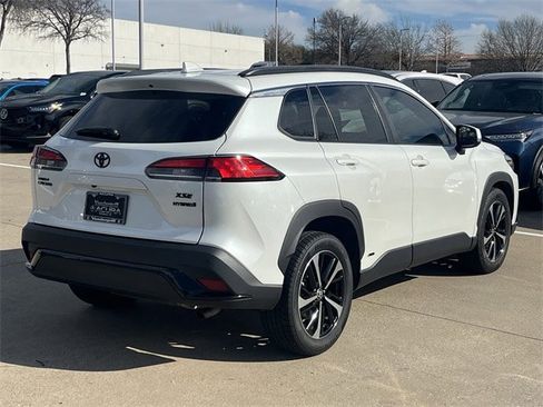 Used 2023 Toyota Corolla Cross AWD Hybrid image 4