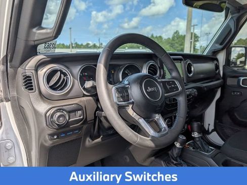 Used 2023 Jeep Wrangler Unlimited Rubicon 4xe AWD/4WD image 32