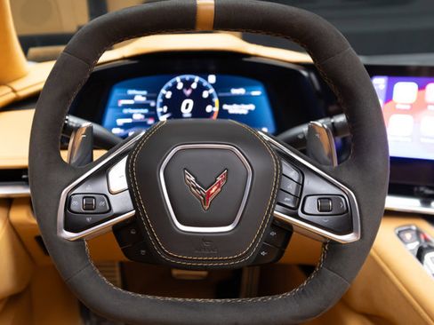 Used 2020 Chevrolet Corvette Stingray Premium Cpe w/ 3LT Preferred Equipment Group image 7