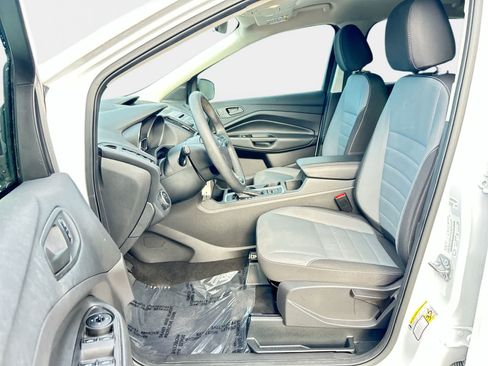 Used 2017 Ford Escape S FWD image 11