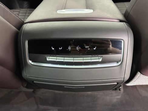 Used 2023 Cadillac Escalade Sport Platinum w/ LPO, ONYX Package AWD/4WD image 35