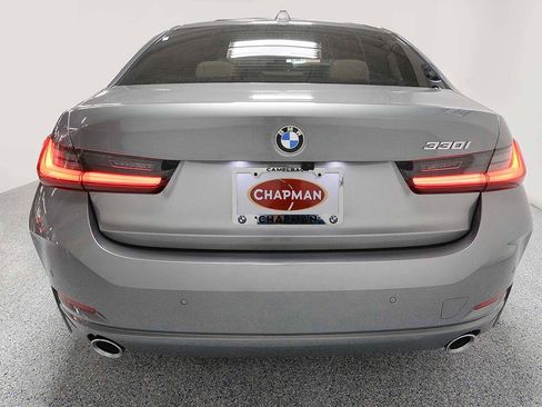 Certified 2025 BMW 330i 330i w/ Convenience Package image 4