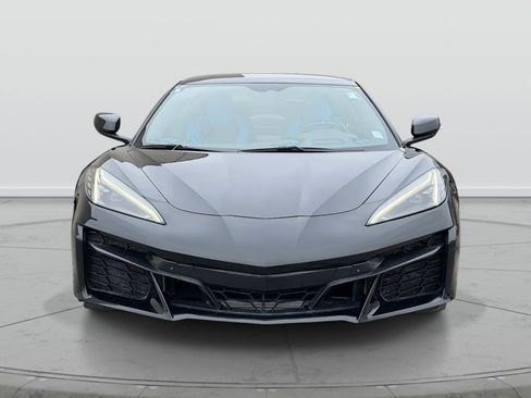 Used 2021 Chevrolet Corvette Stingray Premium Conv w/ Z51 Performance Package RWD image 2