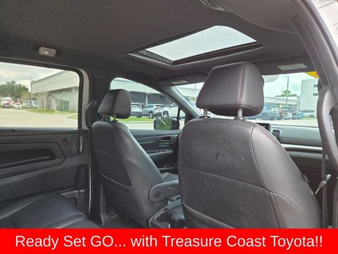 Used 2024 Honda Odyssey Sport image 17