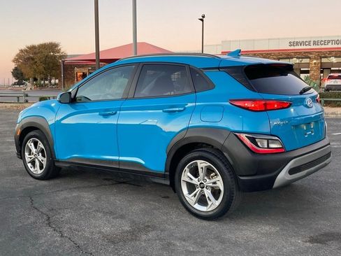 Used 2023 Hyundai Kona SEL image 7