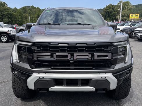 Used 2025 Ford F150 Raptor AWD/4WD image 3