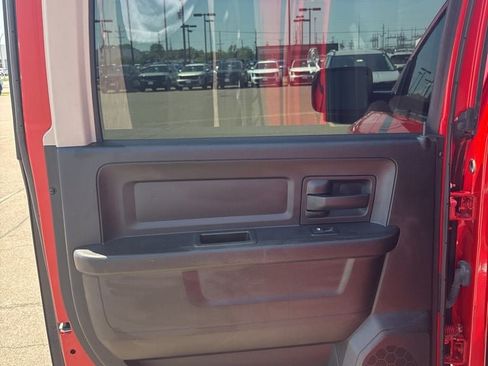Used 2019 RAM 1500 Express w/ Wheel & Sound Group AWD/4WD image 22