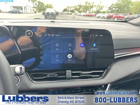 New 2026 Chevrolet Equinox RS w/ Convenience Package III AWD/4WD image 15