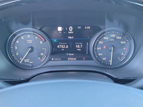 Used 2025 Cadillac XT6 Premium Luxury w/ Technology Package image 12