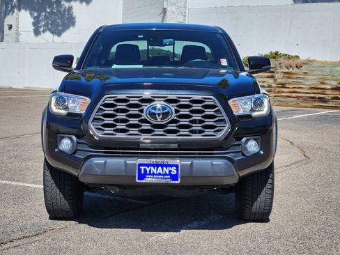 Used 2020 Toyota Tacoma TRD Off-Road w/ Technology Package image 2