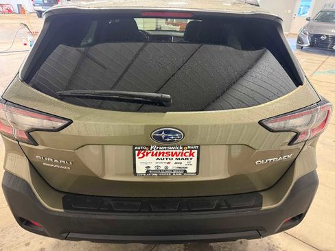 Certified 2023 Subaru Outback Premium image 16