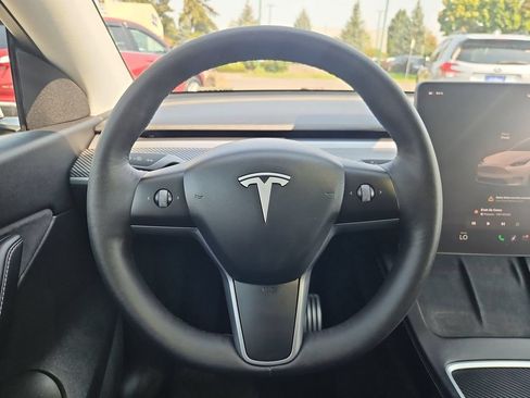 Used 2022 Tesla Model Y Performance AWD/4WD image 14