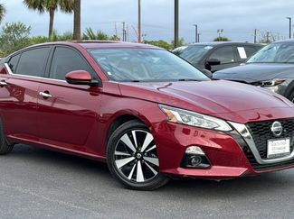 Used 2019 Nissan Altima 2.5 SV video 2