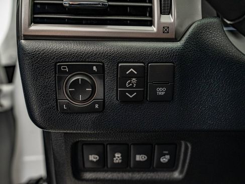 Certified 2022 Lexus GX 460 Premium w/ Premium Plus Package image 19