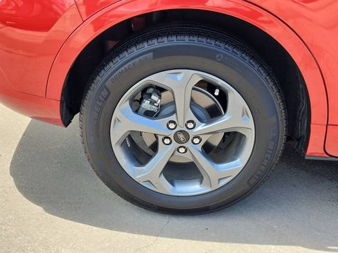 Used 2024 Ford Escape ST-Line w/ Tech Pack #1 FWD image 5