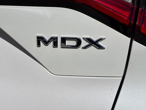Used 2024 Acura MDX FWD w/ Technology Package image 11