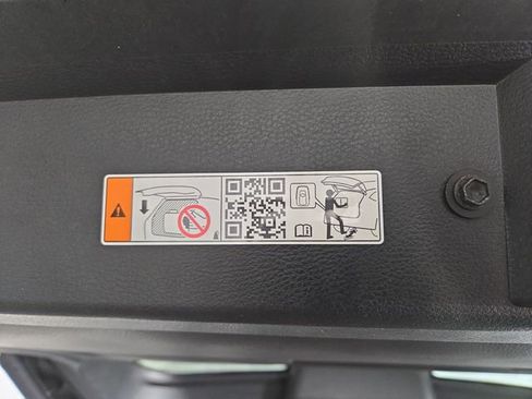 New 2026 Toyota Sienna XLE image 34