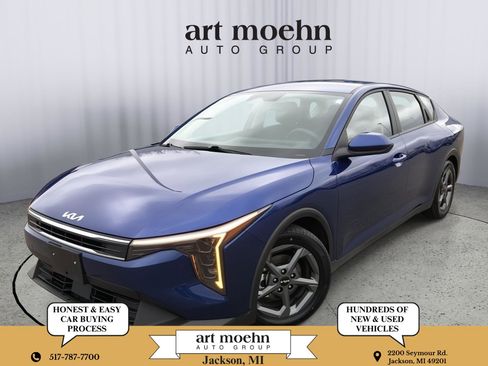 Used 2025 Kia K4 LXS image 1