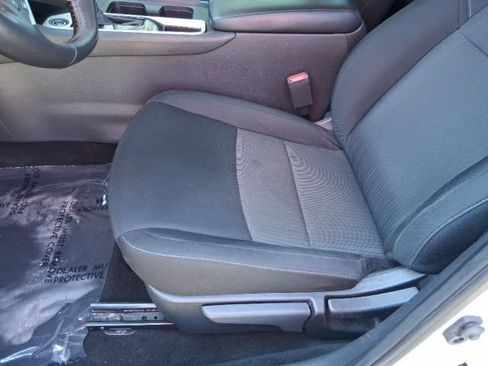 Used 2022 Nissan Sentra SV w/ All-Weather Package FWD image 11