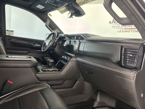 Used 2022 GMC Sierra 1500 AT4X image 30