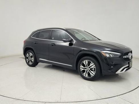 Used 2025 Mercedes-Benz GLA 250 image 1